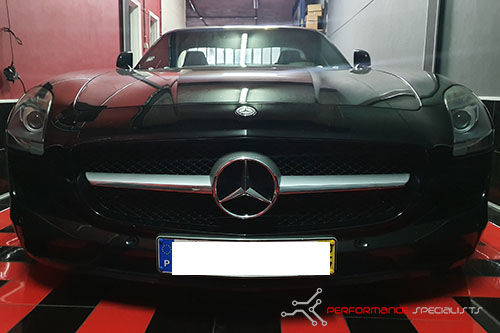 Mercedes SLS 6.2 V8 571cv